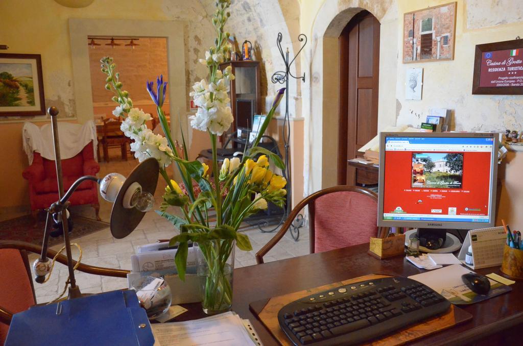 Casina Di Grotta Di Ferro Guest House Santa Croce Camerina Luaran gambar