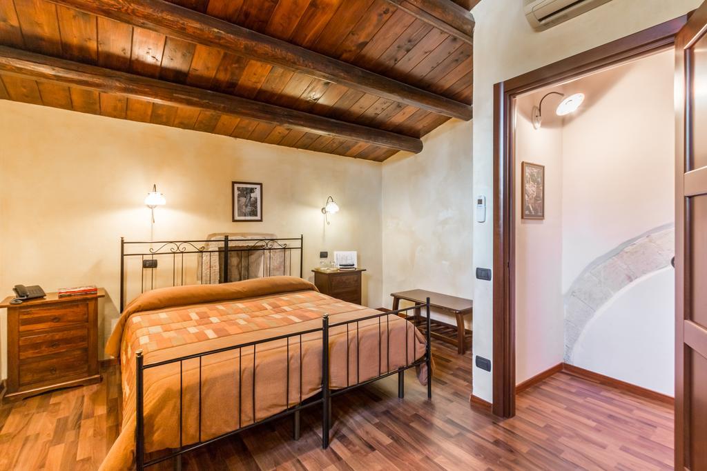 Casina Di Grotta Di Ferro Guest House Santa Croce Camerina Luaran gambar